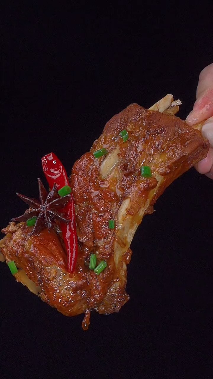 这样做的酱排骨,酱香浓郁,好吃又下饭!#酱排骨#美食#下饭菜