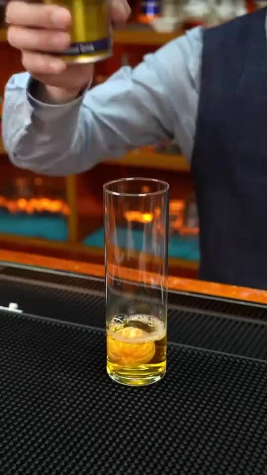 简单又好喝的家庭水果鸡尾酒。