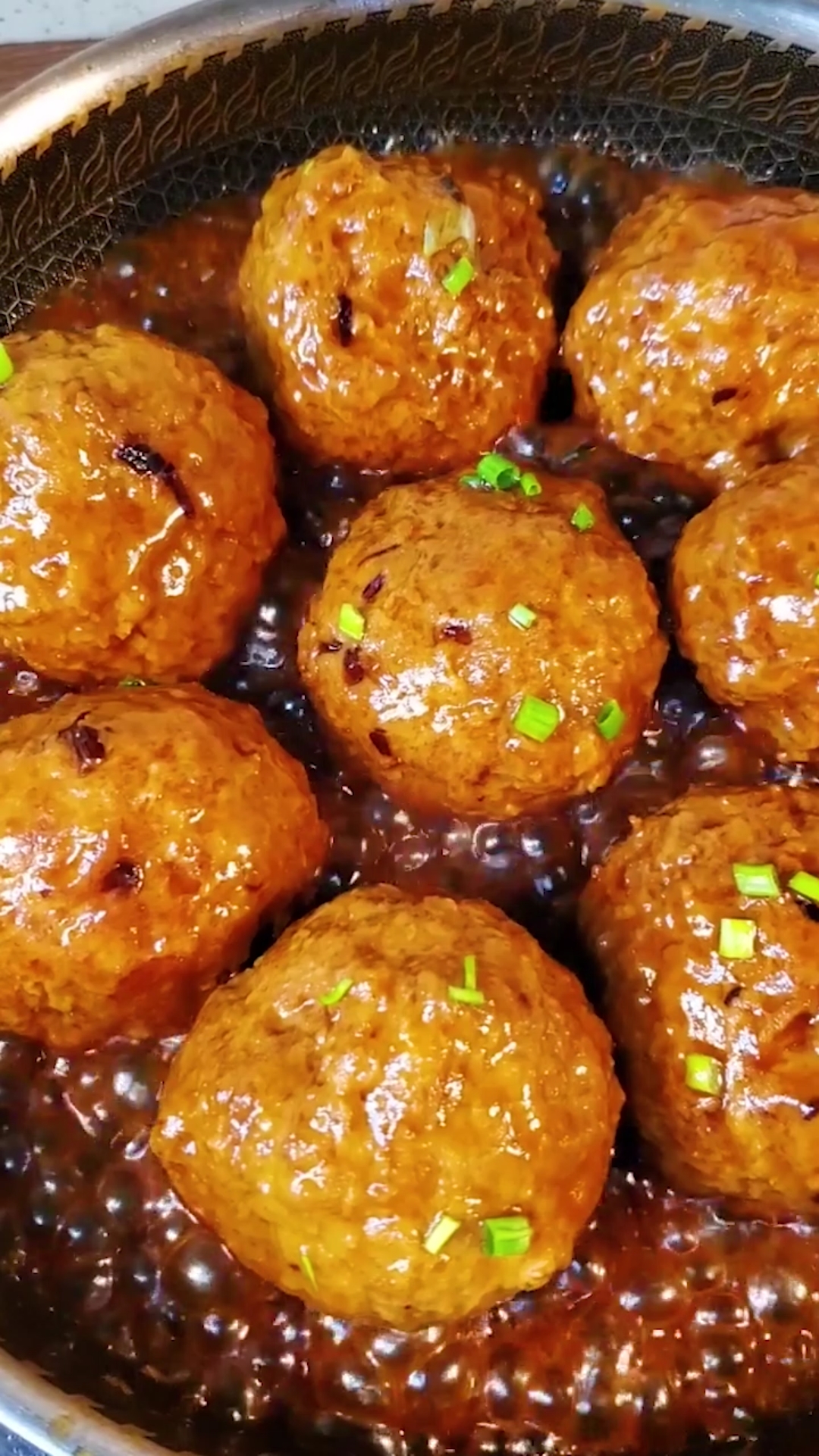 #美食#鲜香味美的家常红烧猪肉丸子做法