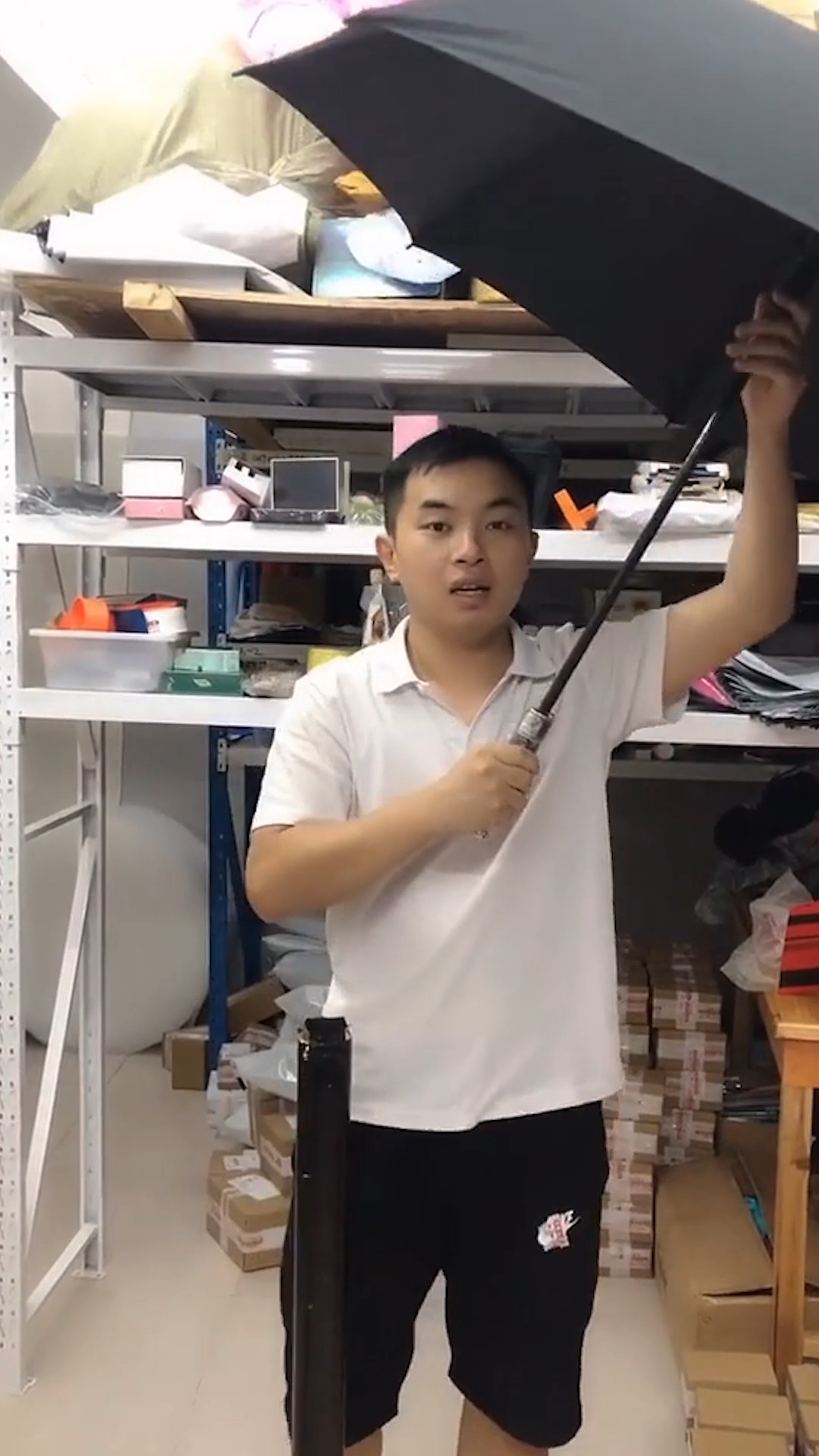 #好物推荐#朋友送我的伞,不知道是什么牌子的?