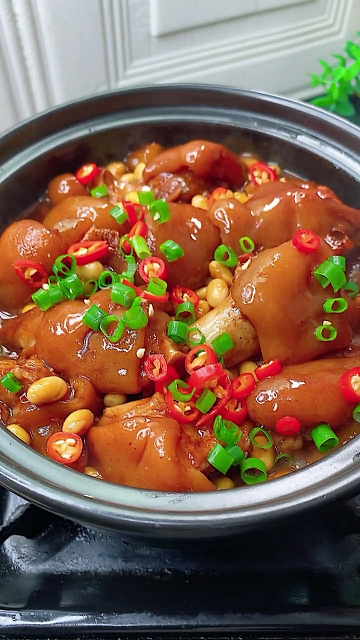 #美食记#懒人版黄豆炖猪脚!有了它,厨房小白也能做出好看又好吃的红烧菜式