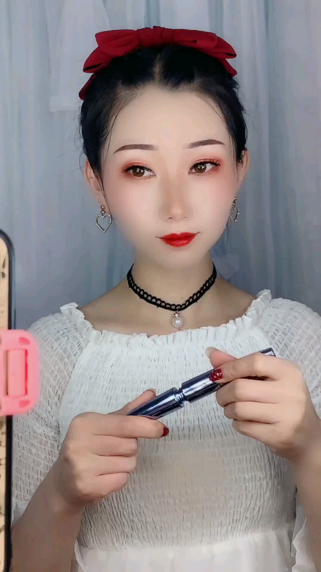 不要去撩一个从来都不换微信头像和名字的人,你保证撩不到