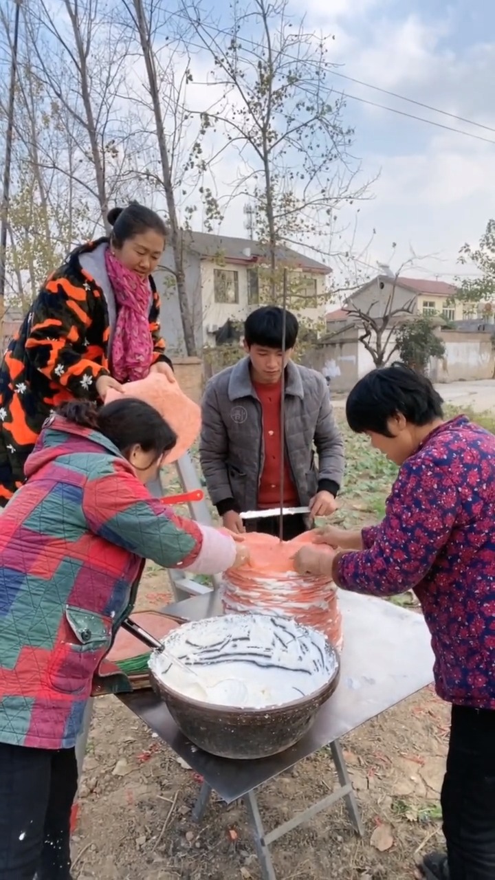 给妹妹做的生日蛋糕
