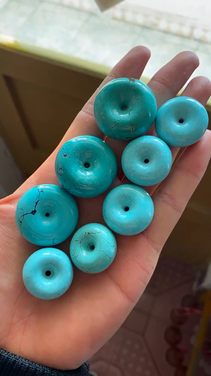 #寻找最牛手艺人#大面包圈,当吊坠就相当不错