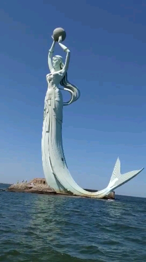 实地拍摄,鲅鱼圈女神,亭亭玉立,真是好美啊。
