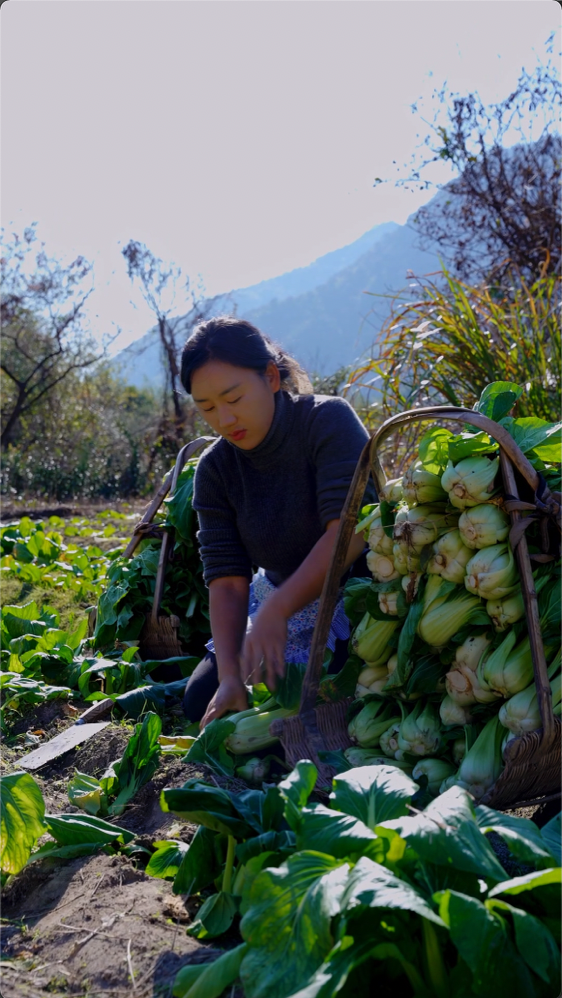 #梅干菜扣肉#最普通的梅干菜，缩影成这短短几分钟，像极了我们这短暂且忙碌的人生。（上）