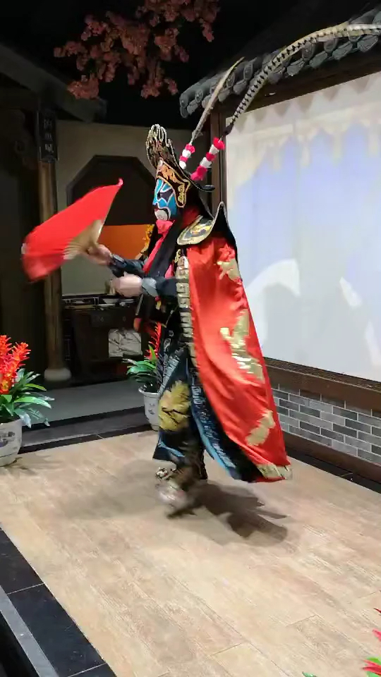 正宗川菜馆巴国布衣。辣。