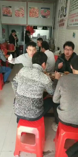 牛肉牛杂牛骨牛鞭火锅