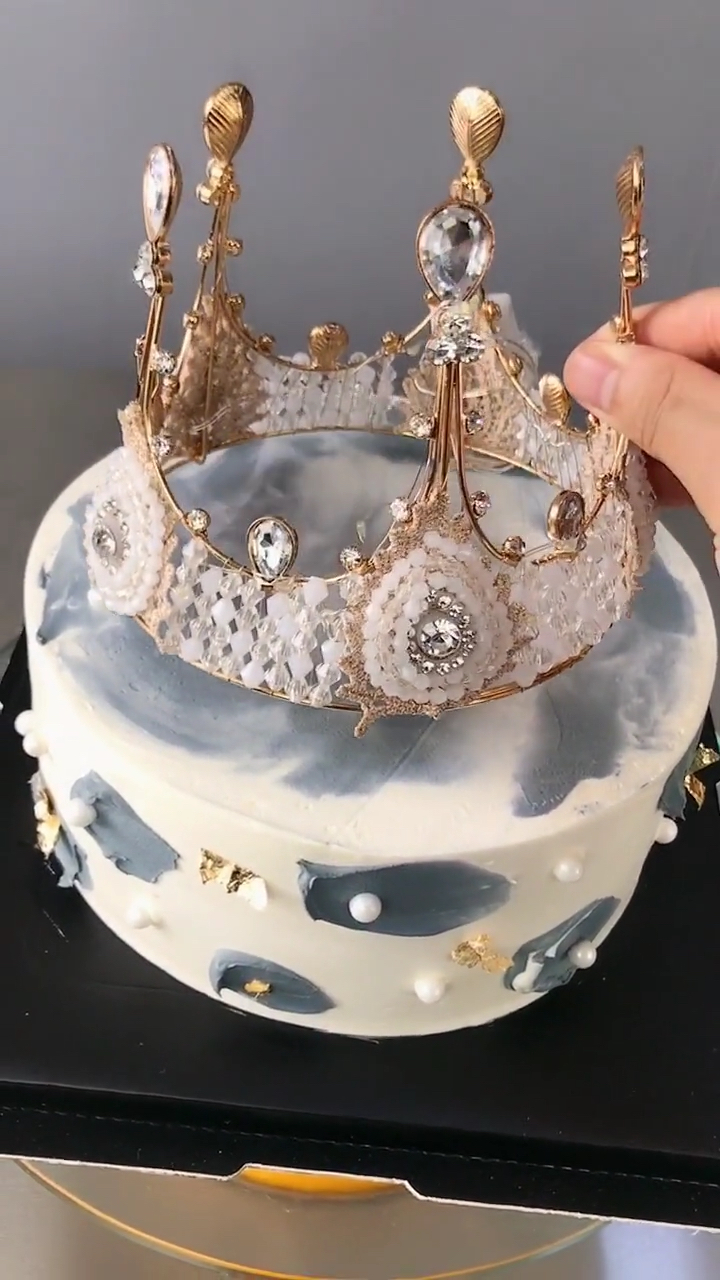 女王皇冠蛋糕