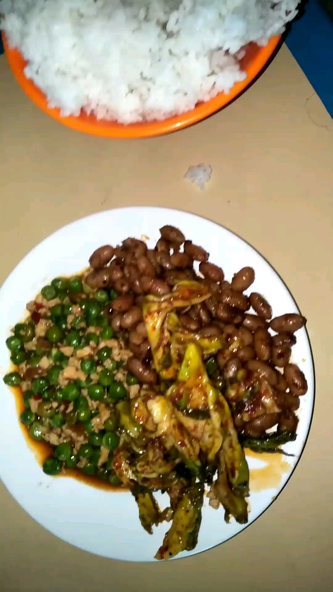 食堂的饭菜
