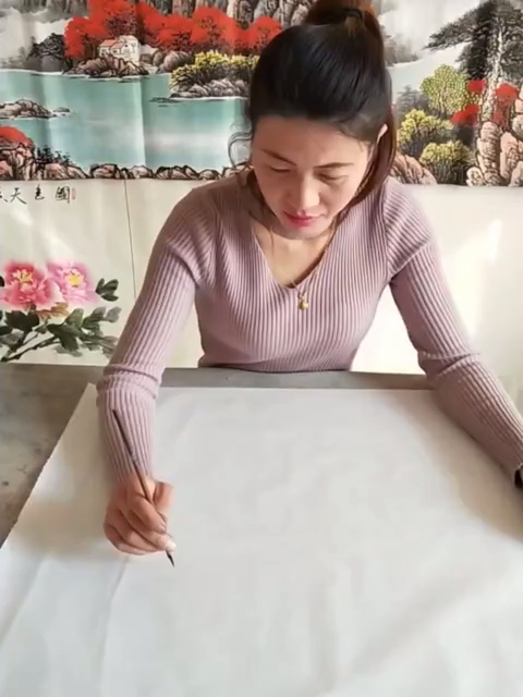 画鱼儿、水中游