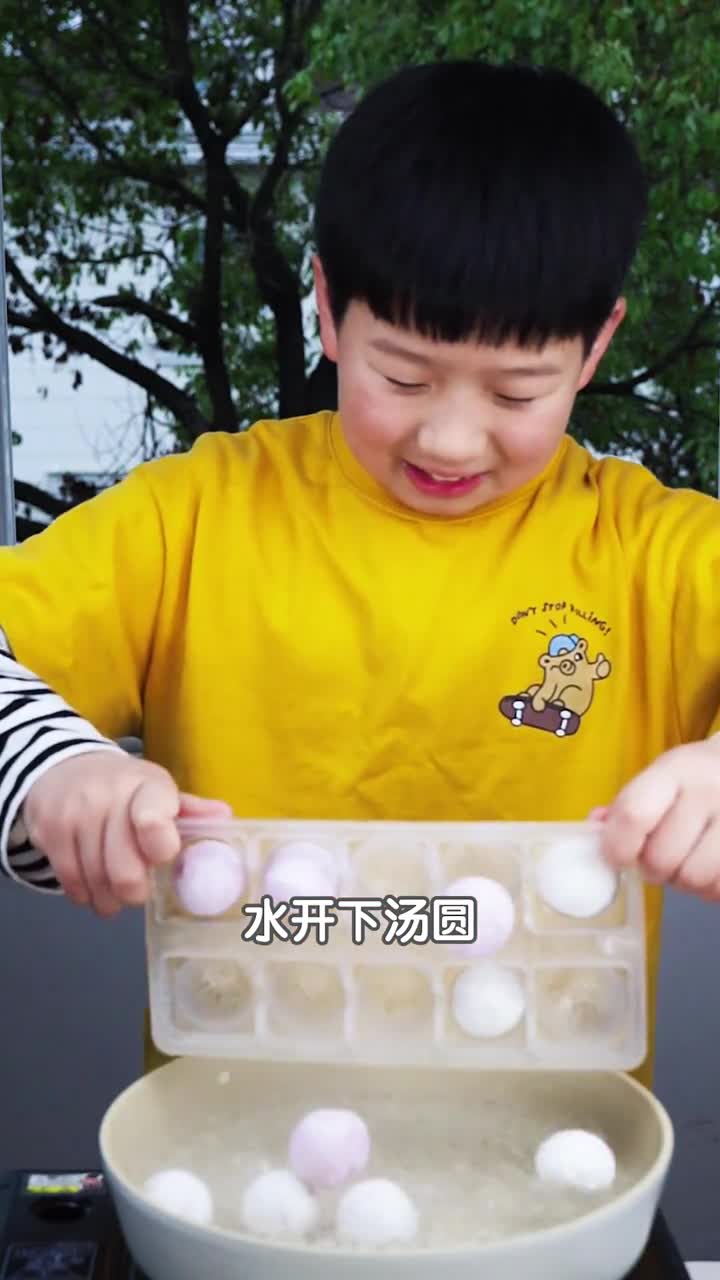 雪饼加汤圆会做出来什么呢?#自创美食
