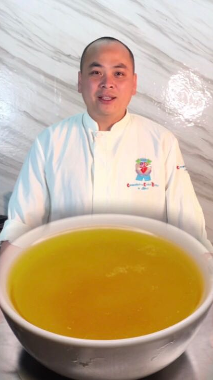 #美食#“炖鸡精”,港台明星非常喜欢的一道保养炖品,明星不老的秘密