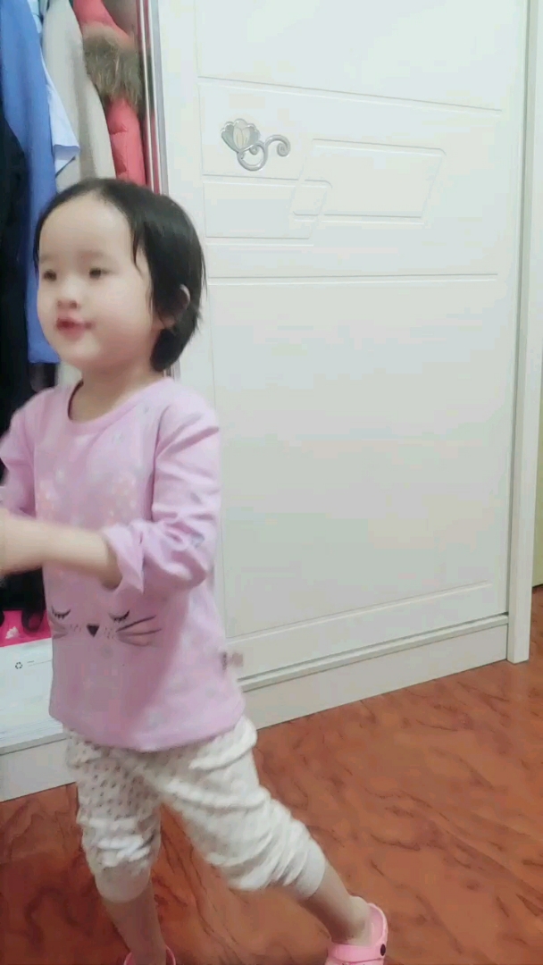 大鱼小鱼吹泡泡