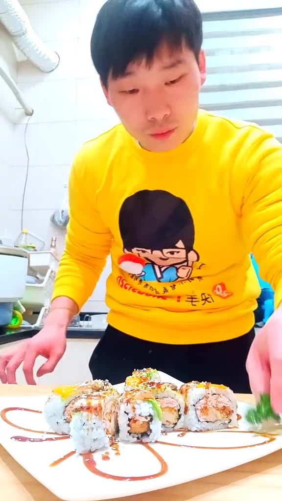 蝴蝶飞舞卷寿司,寿司培训,日料,寿司小智美式创意寿司