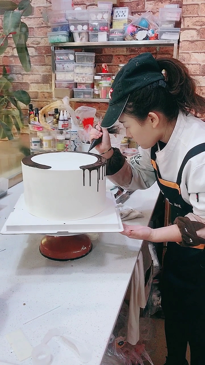 #隔离病毒不隔离爱#适合男士款大G蛋糕教程来袭