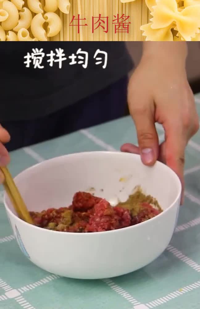 出远门时,父母一般会给你准备什么我的是老母亲做的牛肉酱~