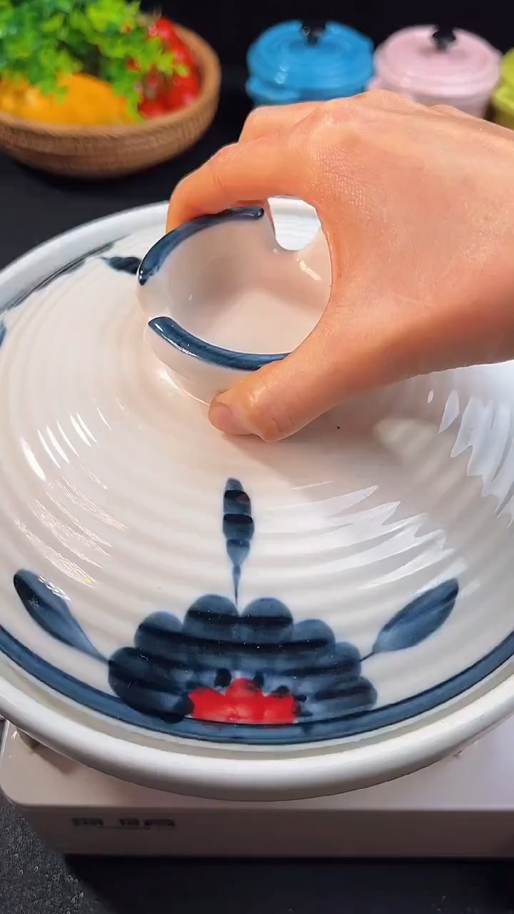 腐竹鱼头煲的家庭详细做法方法简单实用又好吃喜欢吃鱼的收藏了腐竹鱼头煲美食