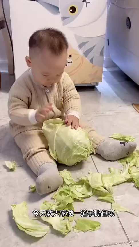 这才是真正的手撕包菜,最后看到这一幕,忍不住笑翻了
