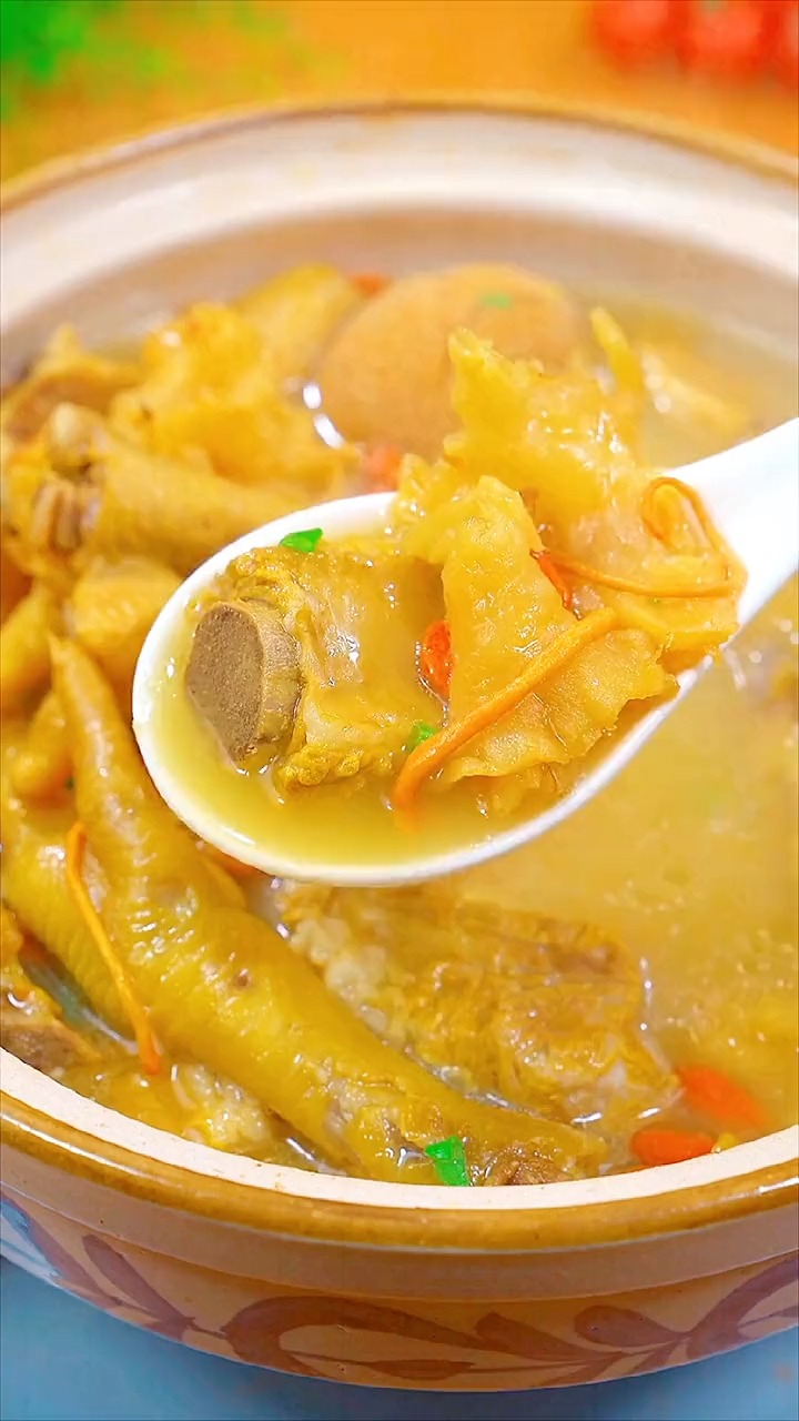 #花胶炖汤 #排骨汤 #营养美味 #