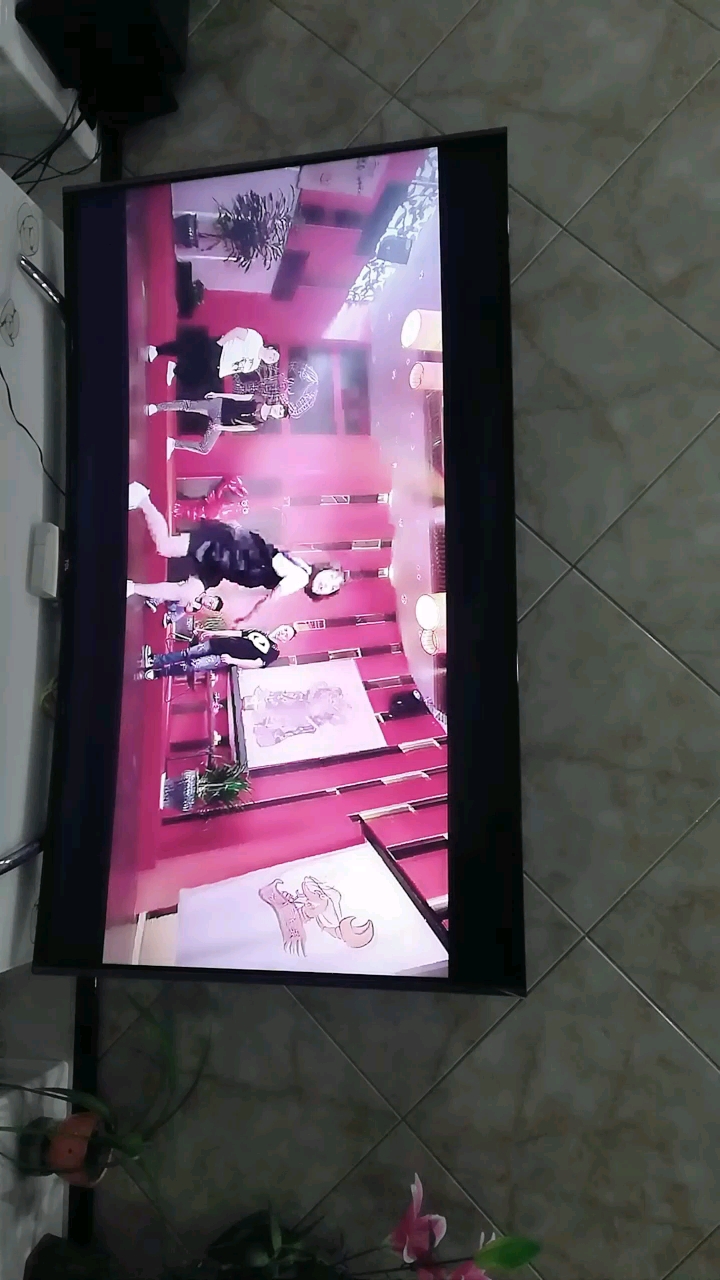 泡菜爱上小龙虾