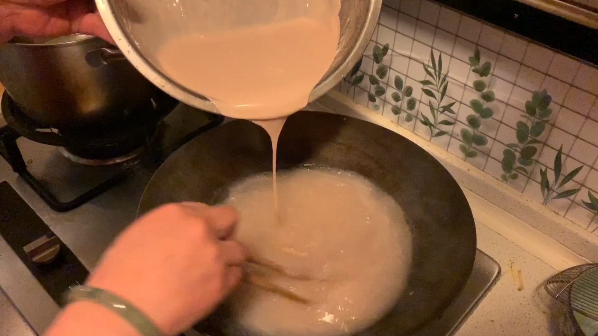 #自制美食#山西面食一大特色,很多人都没见过,你知道是什么嘛?