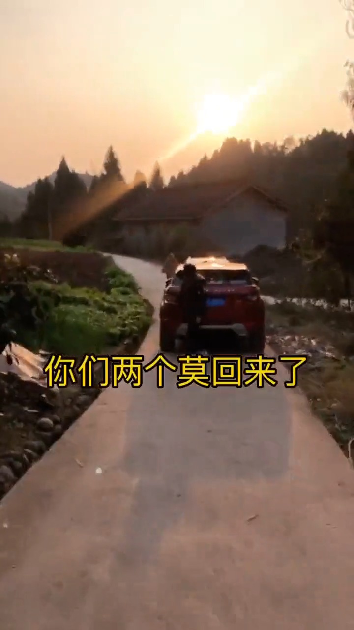 #娱乐#老婆在家包肉包子,都快吃完了也没吃到几个肉的,是哪里出错了呢!