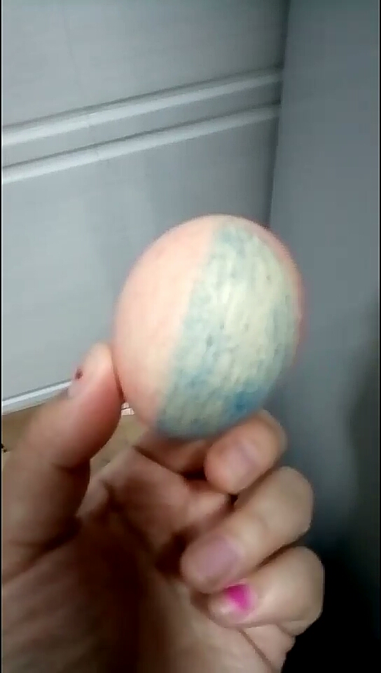 鸡蛋壳涂鸦。
