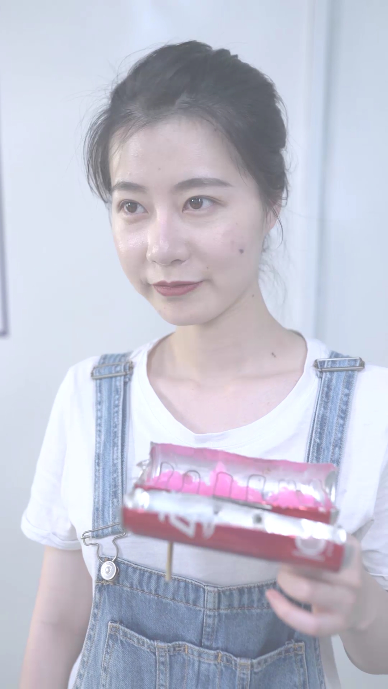 #我要上热门#不能在教室使用大功率电器,那就只好做个烤架烤烤肉吃啦!