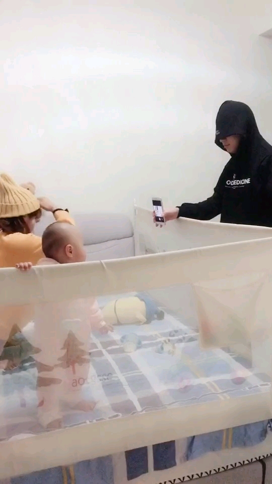 小黄鸭第三视角 笑死了