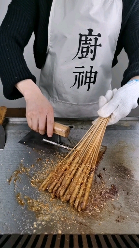 #铁板鸭肠#