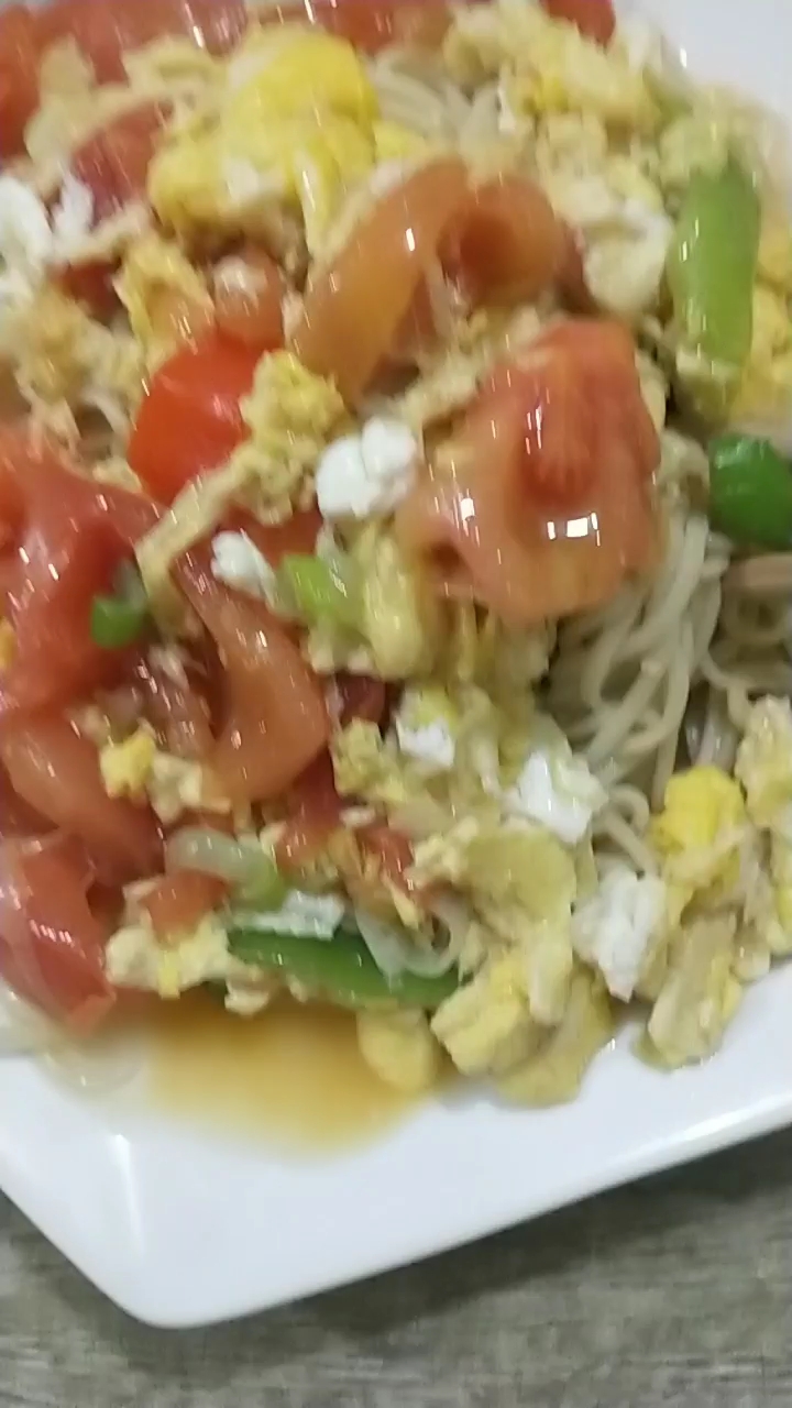 番茄鸡蛋拌面