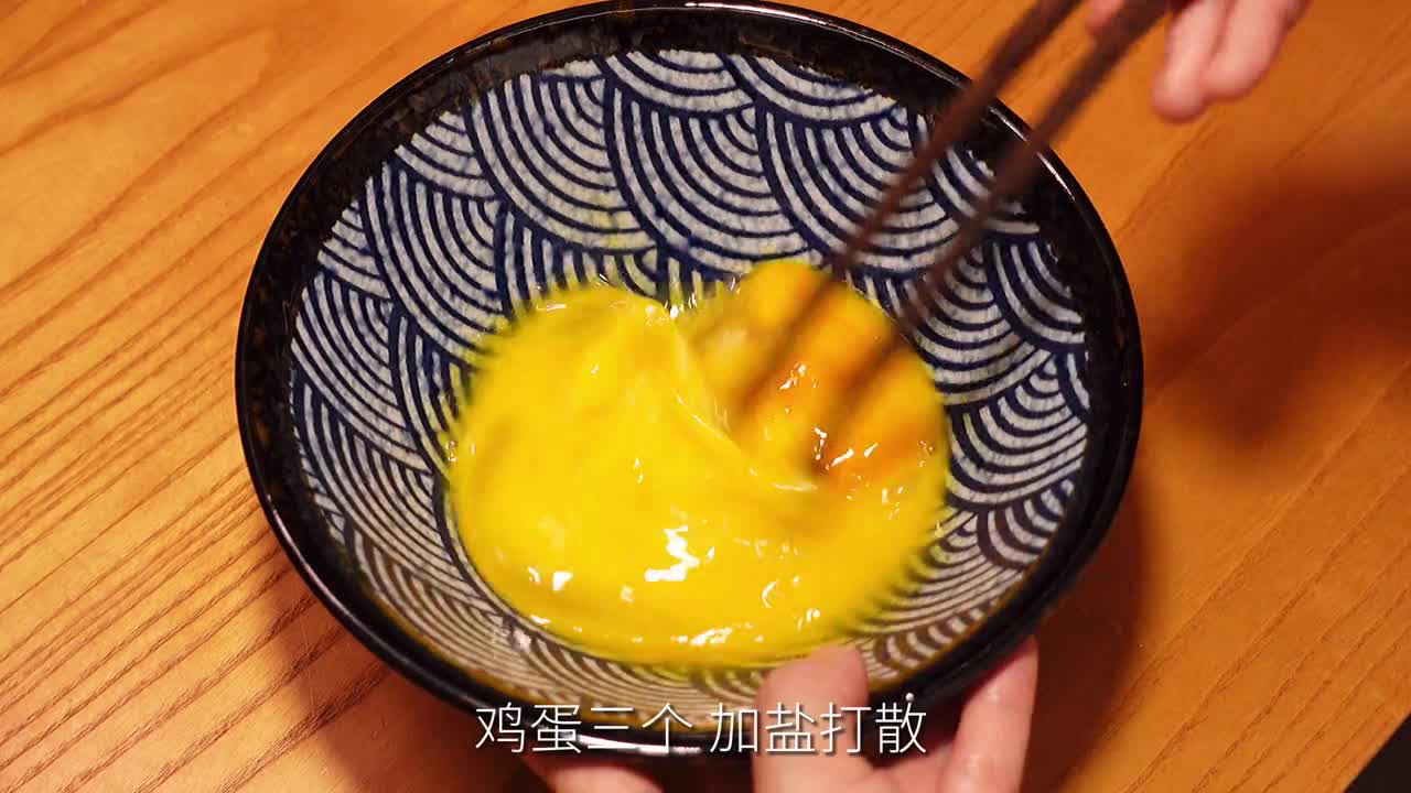今天的晚餐是我和他都超爱吃的鳗鱼饭味增汤和土豆泥~