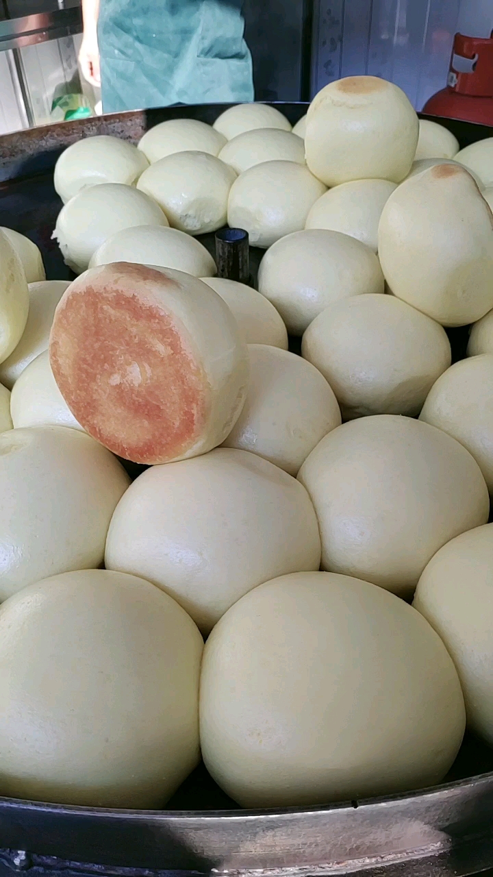 老面锅贴馒头
