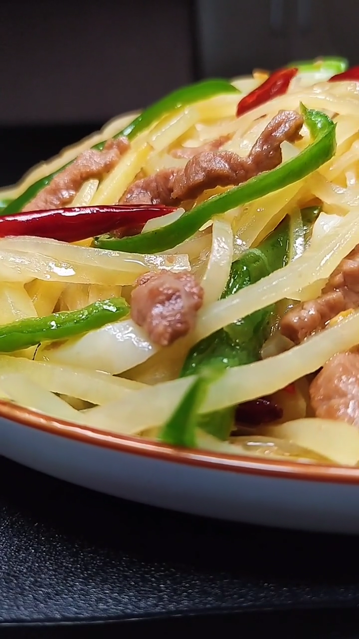 肉炒土豆丝的做法