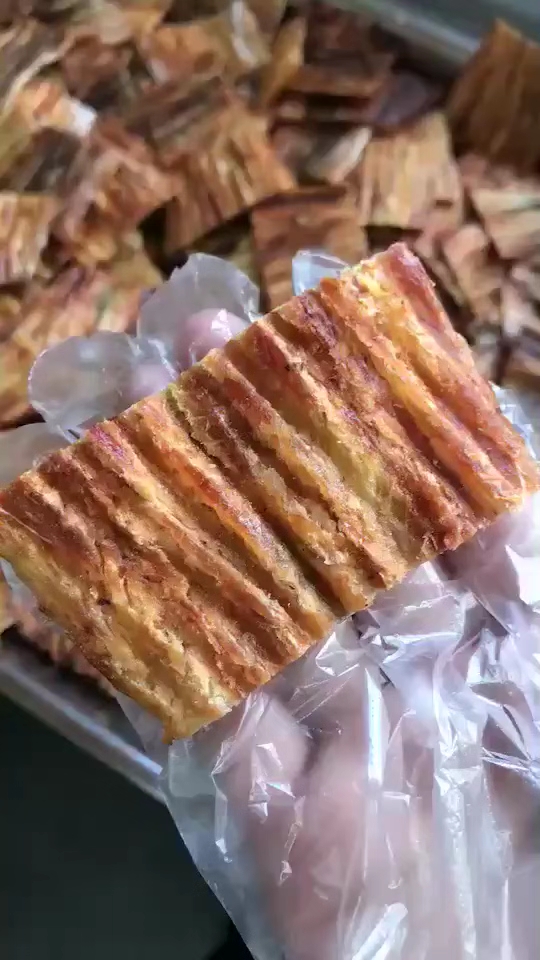 现烤鳗鱼块,手撕鱿鱼