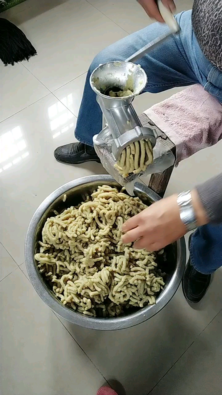 做闽南油炸果--绞地瓜