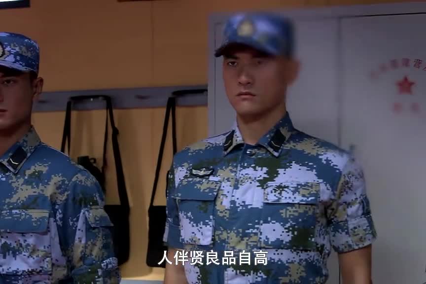 #我要上热门#蒋小鱼出海找军旗,却被威胁脱衣服当马达#火蓝刀锋#打call我的内容主场