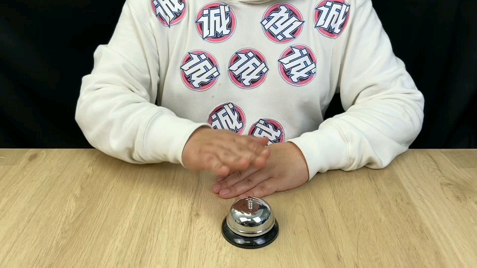 开工奢华外卖鲍参翅肚无敌盆菜