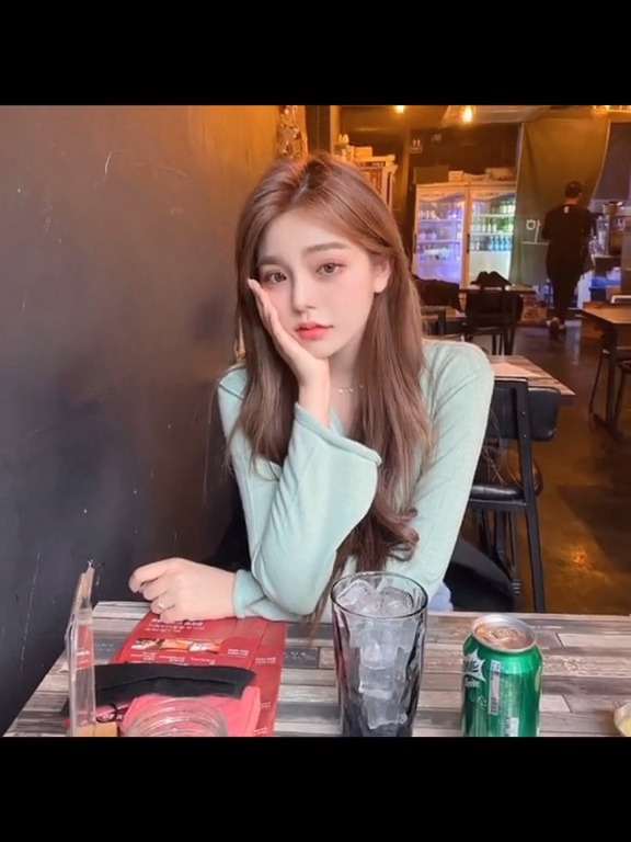 #娱乐#“亚麻色使人又温柔又柔和”