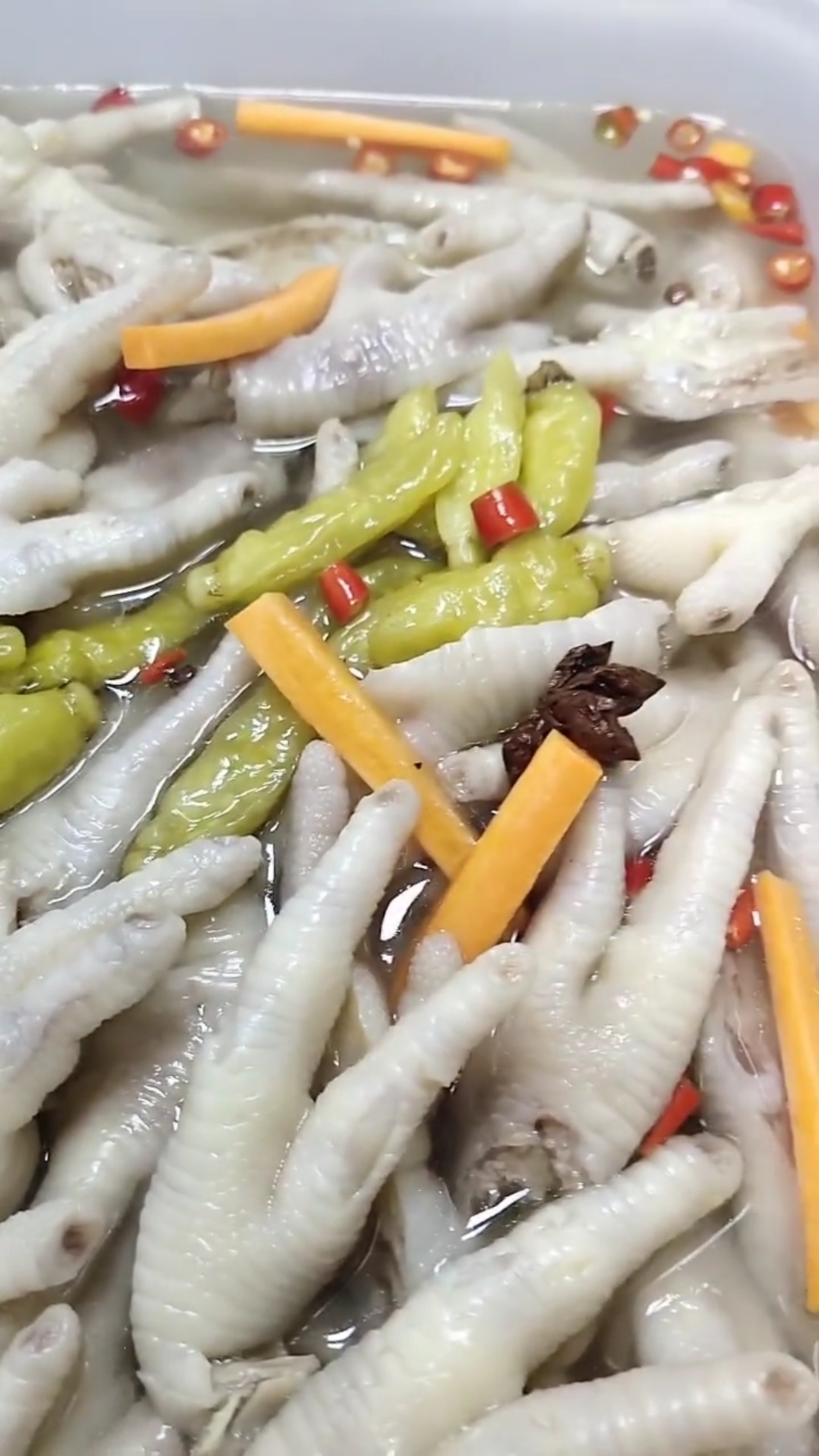 一看就会的泡椒凤爪做法