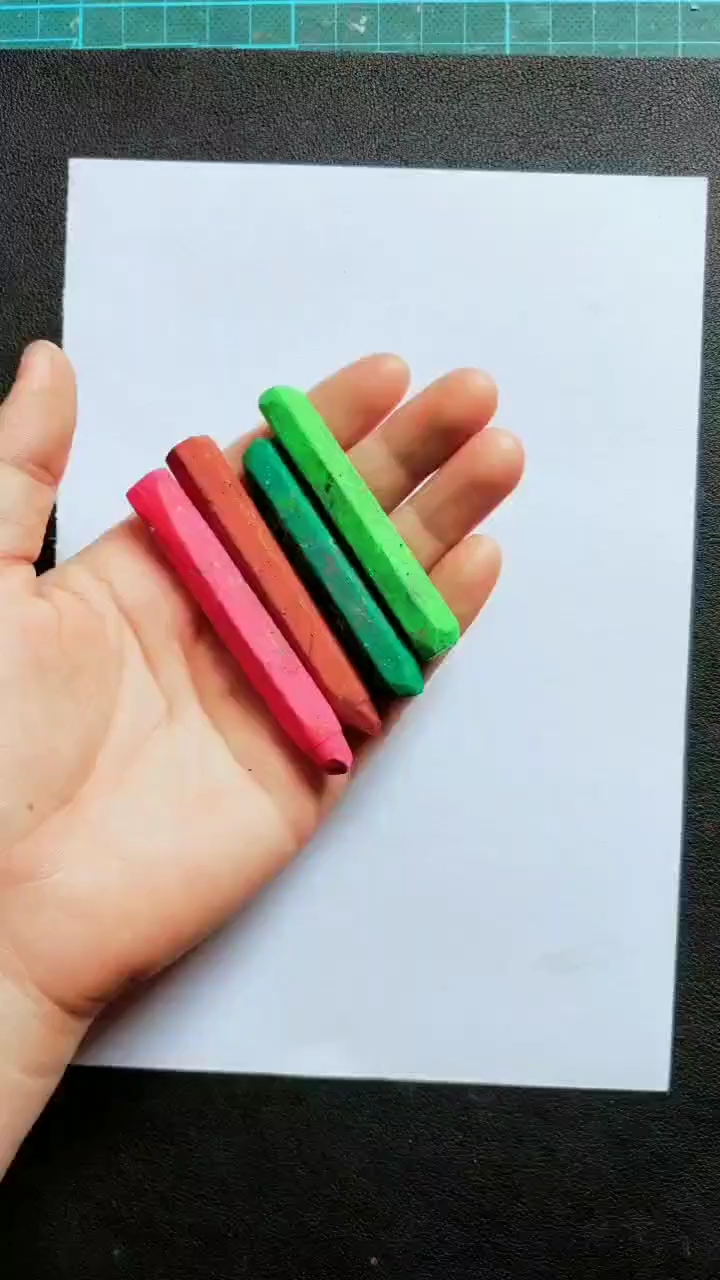 这是油画棒,简单的颜色画出最美的风景。