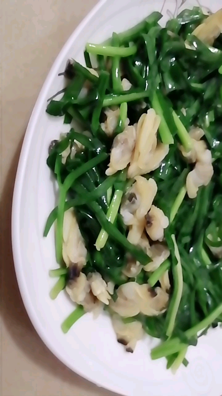 蚬子肉炒韭菜
