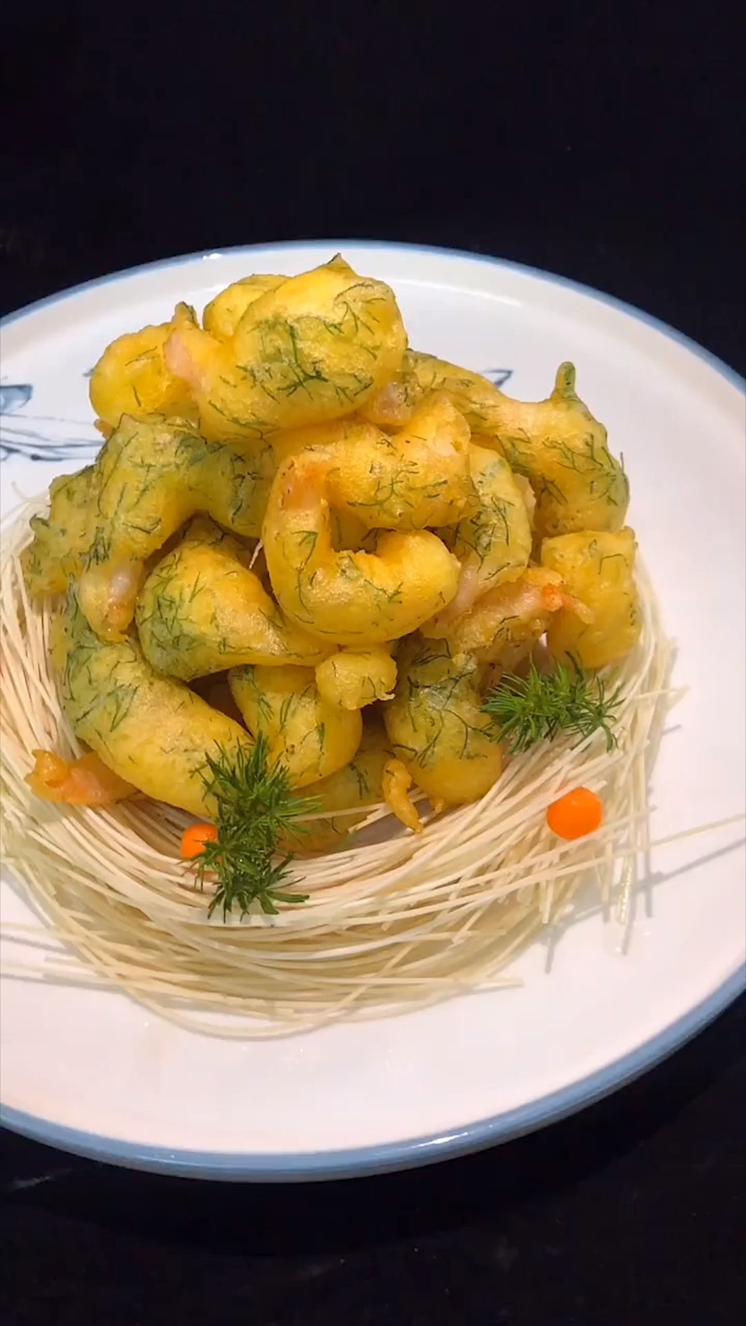 #美食#糊比例百味佳脆炸粉100克,玉米淀粉100克,泡打粉3克,色拉油少许