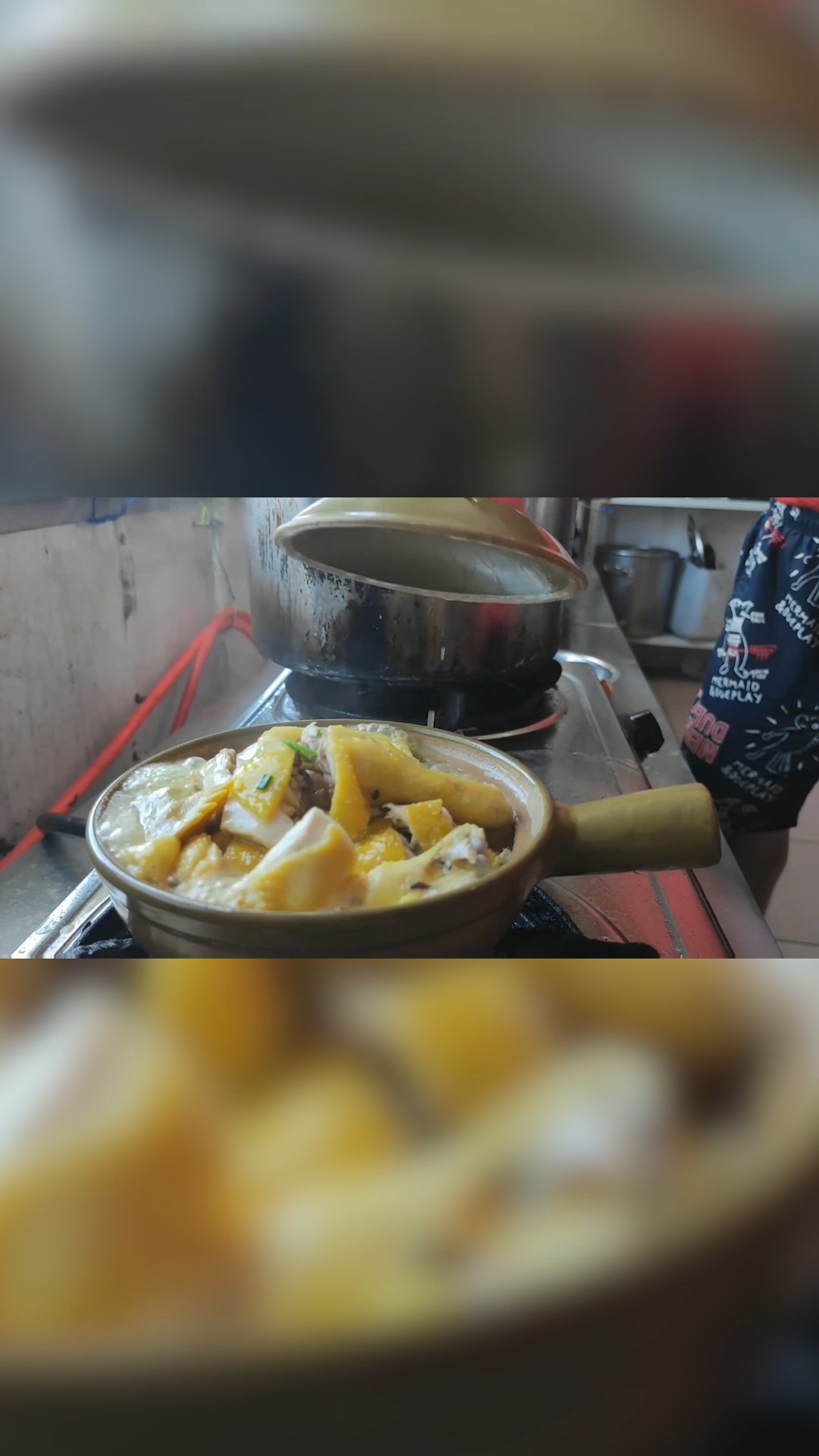 美味“水晶鸡”制作教学,色泽透明、皮滑、肉嫩、骨香、香味纯正、鸡味十足,回味无穷