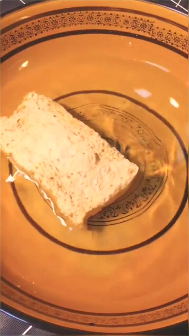 这道麻酱黄瓜拌面筋,在河南大小餐馆几乎都有,做法如此简单!