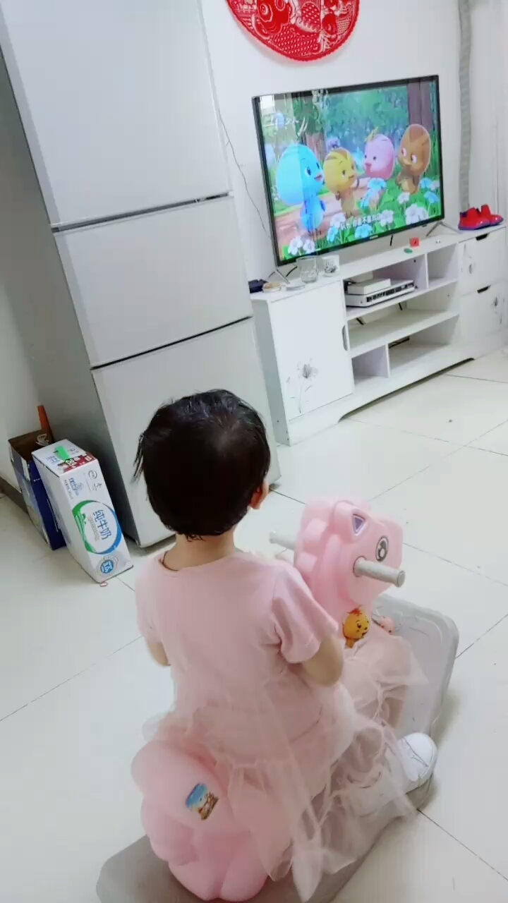 #你有我好看吗#爱看动画片萌鸡小队