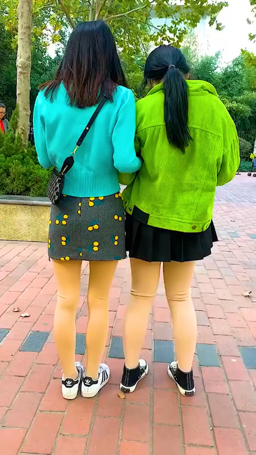 肉色打底袜,不等于“光腿神器”