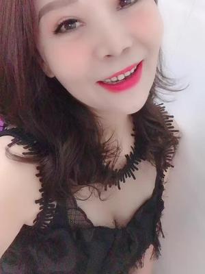 69年的单身刷到就是缘!如不嫌弃我年龄大就交个朋友。或许哪天你来到贵阳我也有机会请你吃贵州