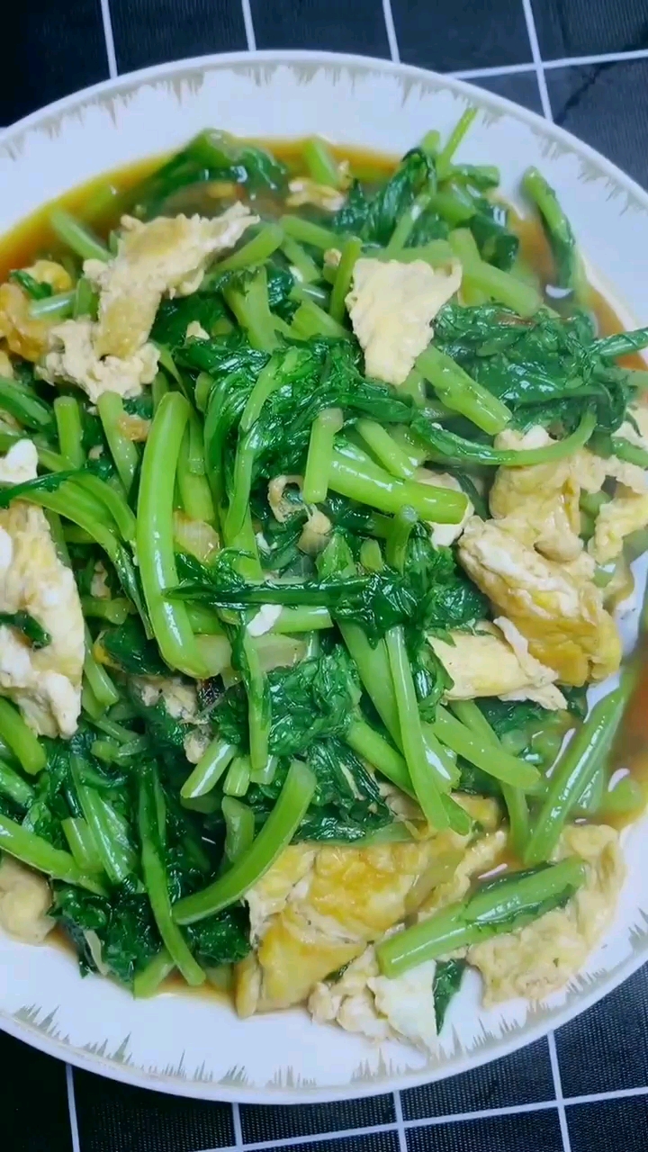 #美食#家常小炒,蓬蒿炒鸡蛋